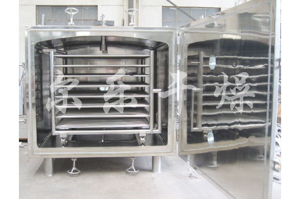 重庆某药业公司（物料：原料药烘干）FZG-15型、20型方形真空干燥机